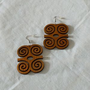 "Whirlwind" wooden earrings by Natural Girls Rock